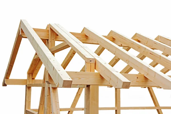 Küçük bir ahşap ev veya ahşap garaj çatısı ile kabuk