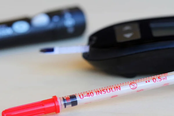 Diabetes Insulin Syringe Blood Glucose Meter — Stock Photo, Image