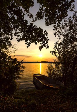 Günbatımı çerçeve içinde