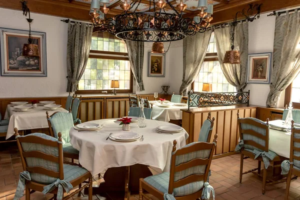 Intérieur Restaurant Dans Style Rustique — Photo