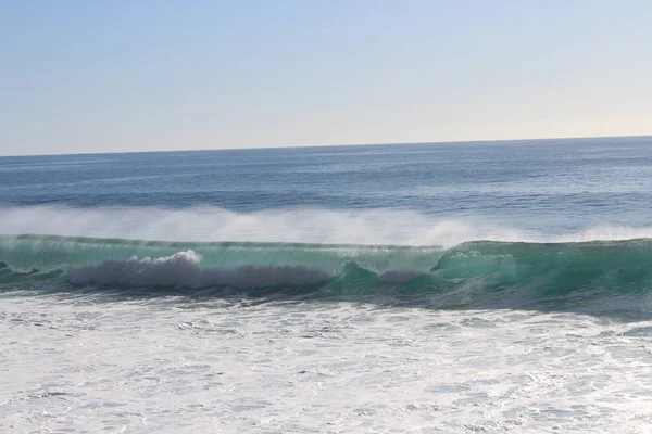 Vlny v Atlantském oceánu — Stock fotografie