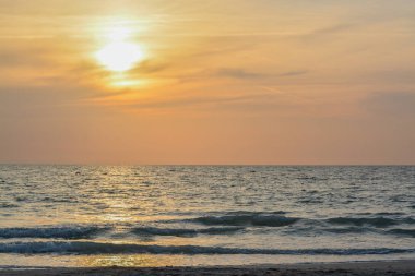 Indian Rocks Beach Meksika Körfezi, Florida üzerinde günbatımında