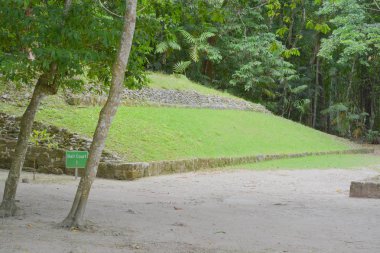 Maya Antik kalıntıların Xunantunich Arkeoloji Parkı Belize