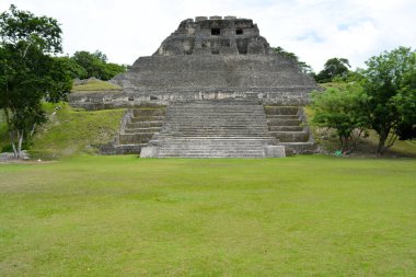 Maya Antik kalıntıların Xunantunich Arkeoloji Parkı Belize