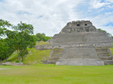 Maya Antik kalıntıların Xunantunich Arkeoloji Parkı Belize