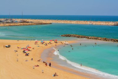 Ashkelon 'da Aşkelon Plajı, Israil. 7-07-17. Akdeniz 'e bakan.