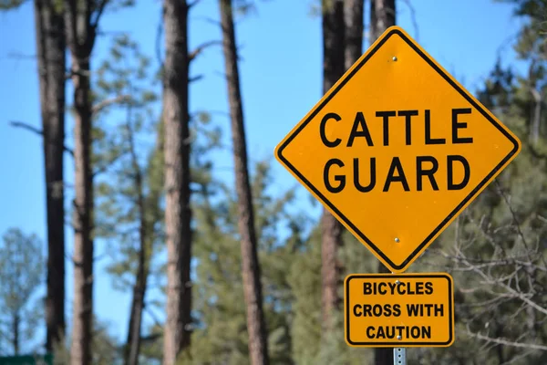 Cattle Guard Warning Sign Bicycles Cross Caution Sign Gila County — Stock Photo, Image