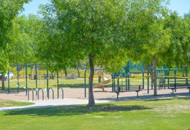 Oyun alanı Coronavirus yüzünden kapalı, Covid-19. Arizona Valisi, Glendale, Maricopa County, Arizona ABD