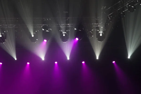 Światła sceny na koncert. — Zdjęcie stockowe