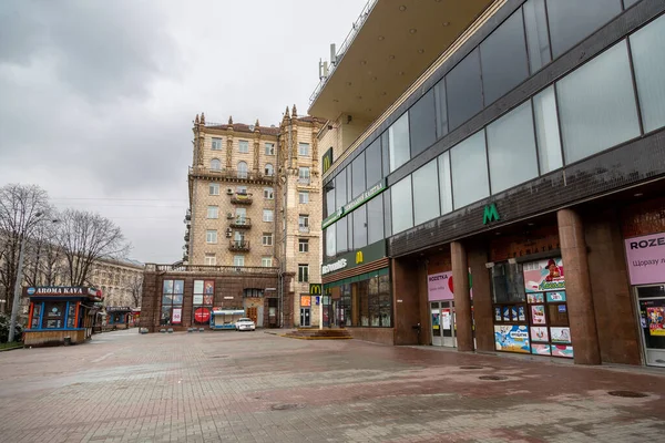 Kyiv Ukrayna Mart 2020 Khreshchatyk Metro Istasyonu Kapatıldı Şehirde Insanların — Stok fotoğraf