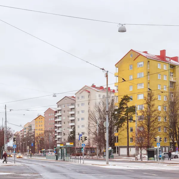 Helsinki, Finlandiya için sokakta renkli evleri — Stok fotoğraf