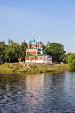 Kilise Tsarevich Dmitry Uglich kan üzerinde