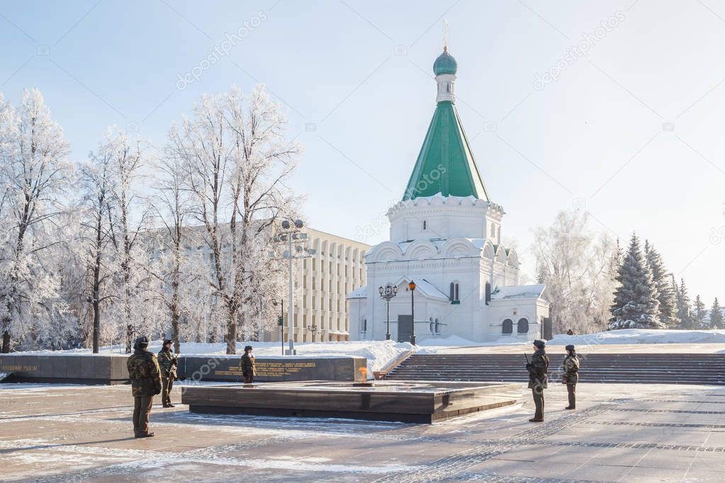 Honor guard at the eternal fire in the Nizhny Novgorod Kremlin