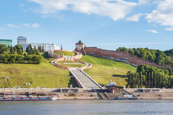 Vista de la escalera de Chkalovskaya en Nizhny Novgorod — Foto de Stock