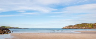 Barents Denizi kıyısında Sandy