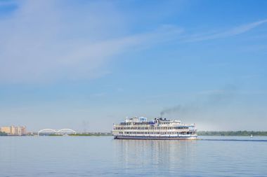 Yolcu gemisi bir uçuş kadar V Nijniy Novgorod kalkar