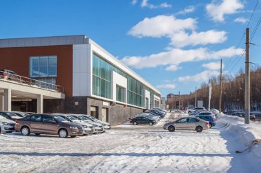 Dükkanı ve otopark