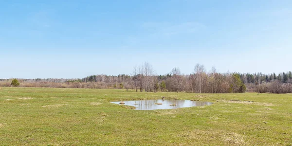 Jarní pohled na pole — Stock fotografie
