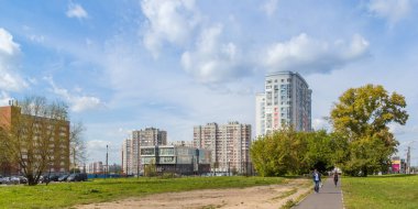 Yüksek binalar için yol