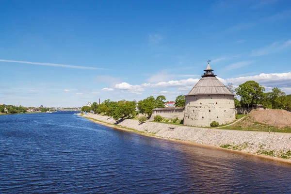 Pokrovské věž pevnosti Pskov — Stock fotografie