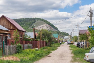 Yazın kırsal sokak, Rusya