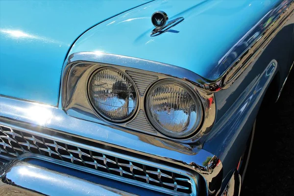 Classic us car, vintage, headlight - Kaunitz/Germay - 2017 May 27. — Stock Photo, Image