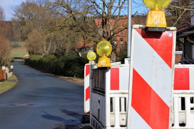 Yapım aşamasında sokak görüntüsünü