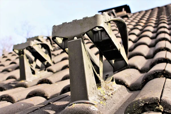 Ein Bild der Überdachung mit Stufen — Stockfoto