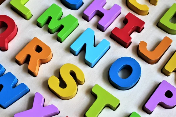 Bir alfabe - abc görüntüsünü