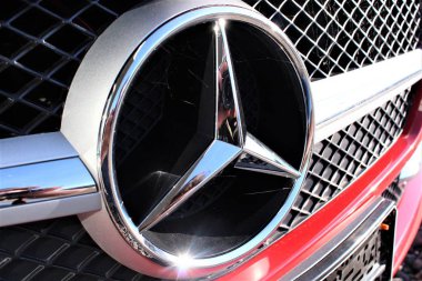 Görüntüyü bir Mercedes logo Bad Pyrmont/Almanya-07/17/2017