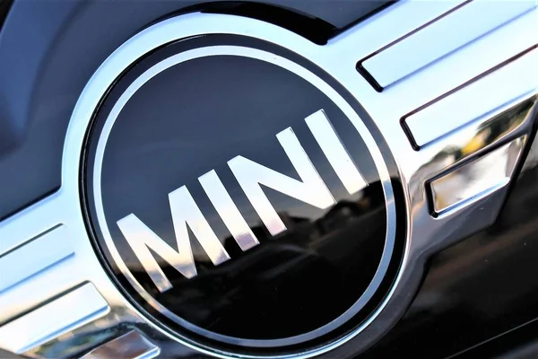 Görüntüyü bir mini cooper logo Hameln/Almanya - 07/18/2017