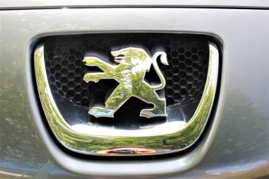 Peugeot logosu Bielefeld/Almanya - 09/16/2017 görüntüsünü