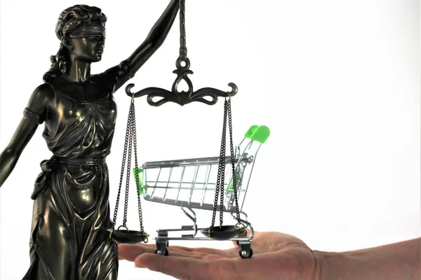 E-ticaret ve hukuk kavramı görüntüsünü