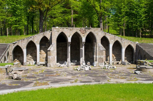 Palacio en Kamieniec Zabkowicki, Polonia — Foto de Stock