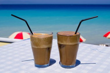 Sahilde frappe
