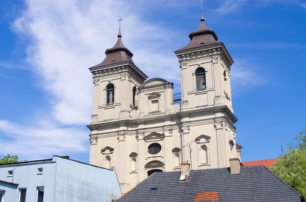 Oude kerk in Leszno, Polen — Stockfoto