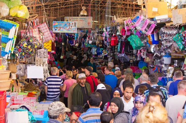 タルーダント、モロッコの混雑した通り — ストック写真