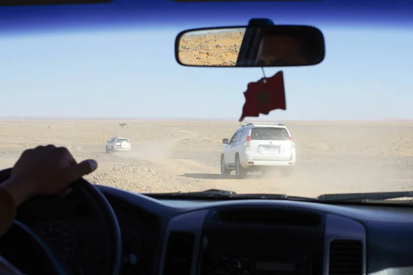 Passeios de jipe no deserto — Fotografia de Stock