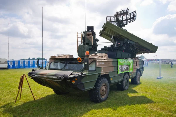 Militära utställning den Leszno Air picknick 2016 — Stockfoto