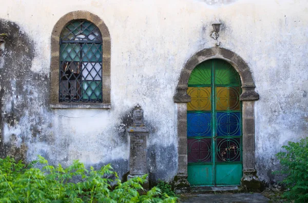 Eski kapı ve pencere — Stok fotoğraf