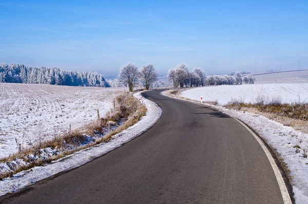 Estrada durante o inverno , — Fotografia de Stock
