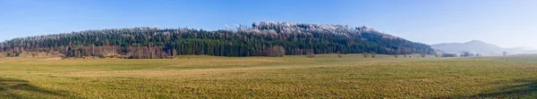 Winter landscape in the hills — Stock Photo, Image