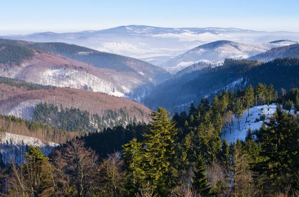 Krajobraz na wzgórzach, Polska — Zdjęcie stockowe