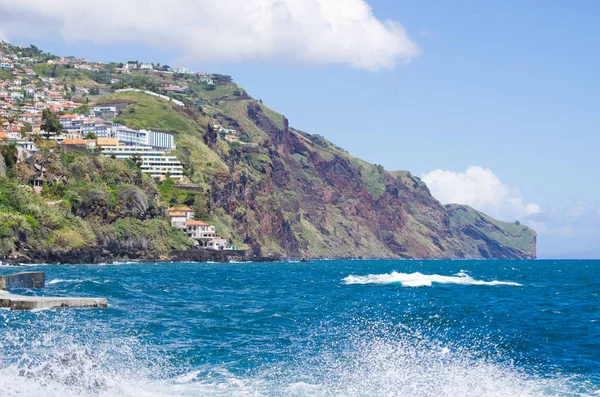 Cliffs in Funchal, Madeira, Portugal — Zdjęcie stockowe