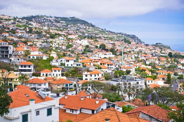 Paisaje urbano de Funchal - Isla de Madeira, Portugal —  Fotos de Stock