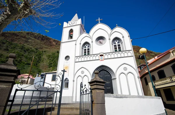 Igreja no Jardim do Mar na ilha da Madeira, Madeira — Fotografia de Stock