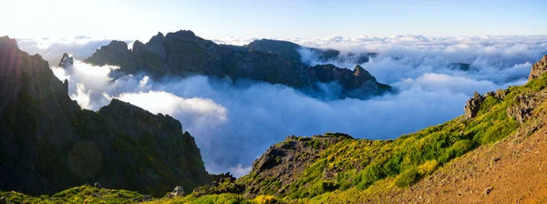Pico Ruivo peak on Madeira island, Portugal — Φωτογραφία Αρχείου