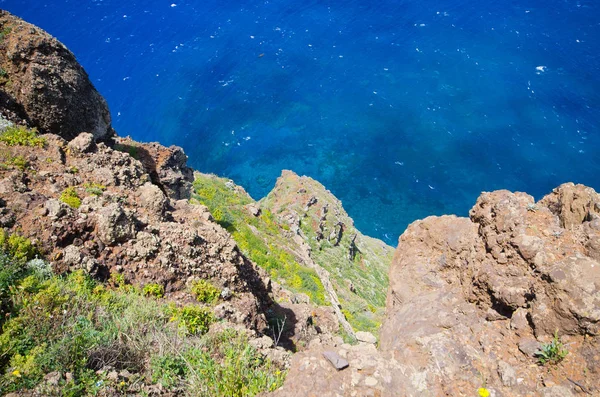 Costa de la isla de Madeira, Ponta do Pargo, Portugal —  Fotos de Stock