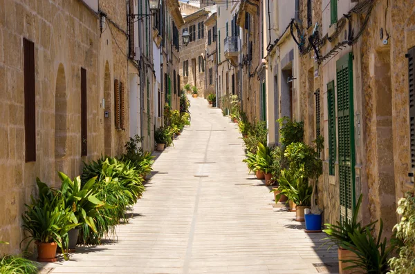 Straten van Acludia, Mallorca, Spanje — Stockfoto