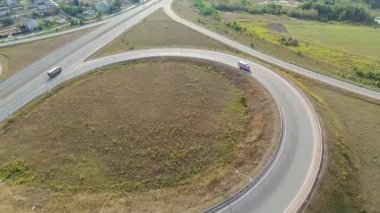 Otoyol kavşağı hava atış, Dronu takip kamyon